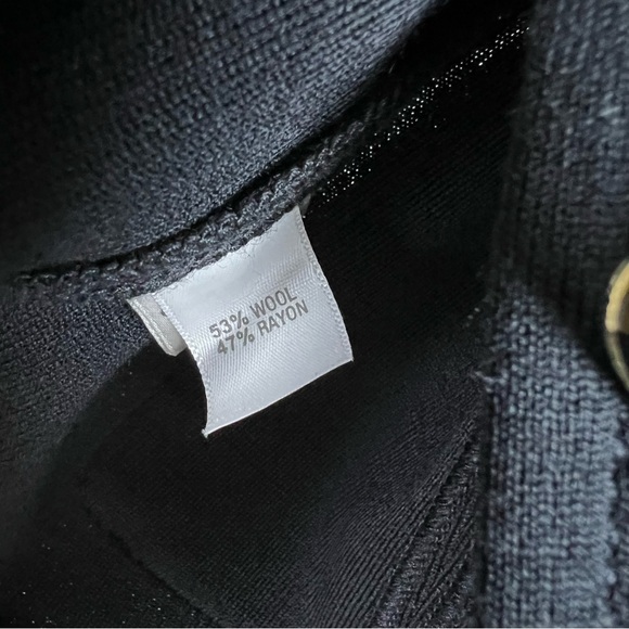 St. John Enamel Button Wool Blend Jacket Size 14 - Picture 4 of 5